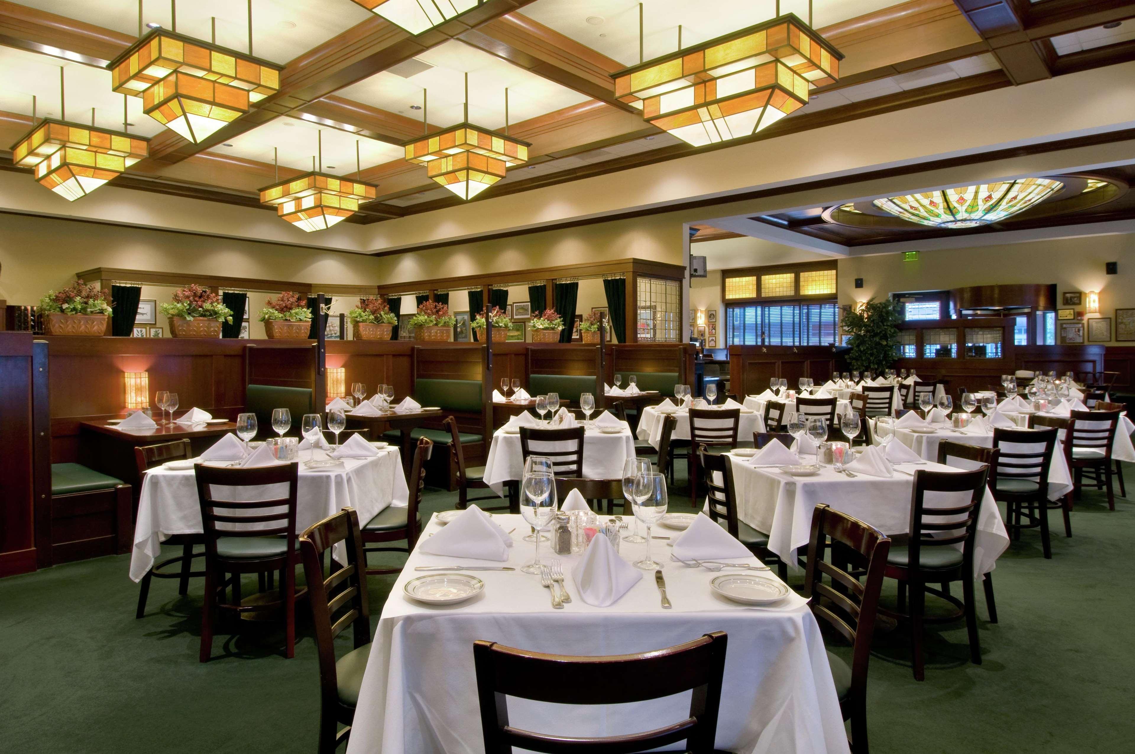 Hilton Indianapolis Hotel&Suites Ristorante foto