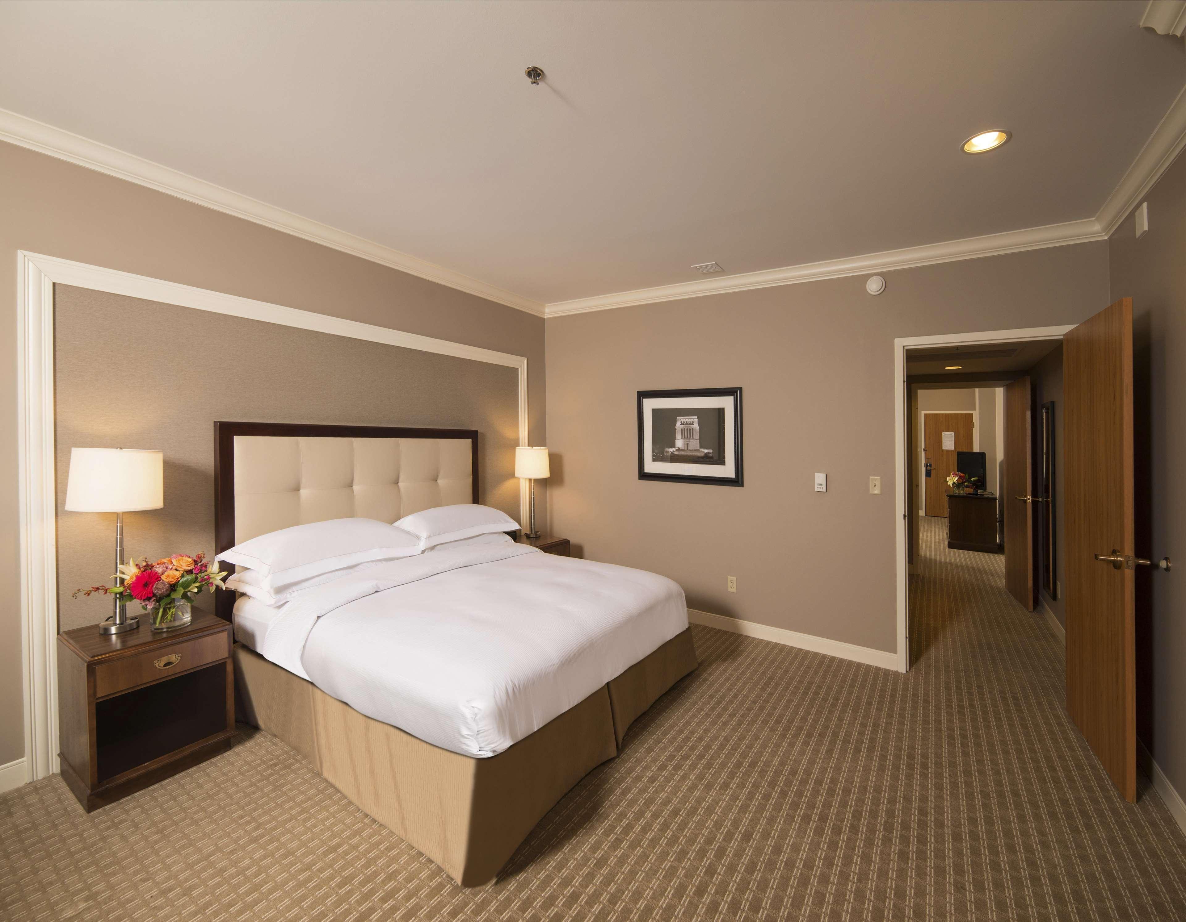 Hilton Indianapolis Hotel&Suites Esterno foto