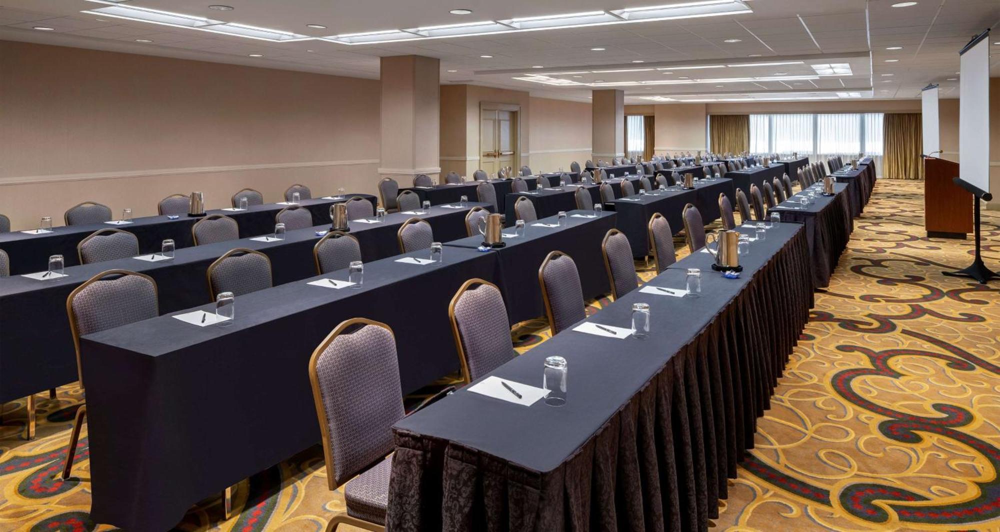 Hilton Indianapolis Hotel&Suites Esterno foto